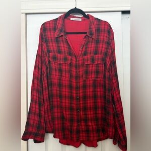 Maurices Women’s Plus size 2 Red and Black Plaid Snap Shirt